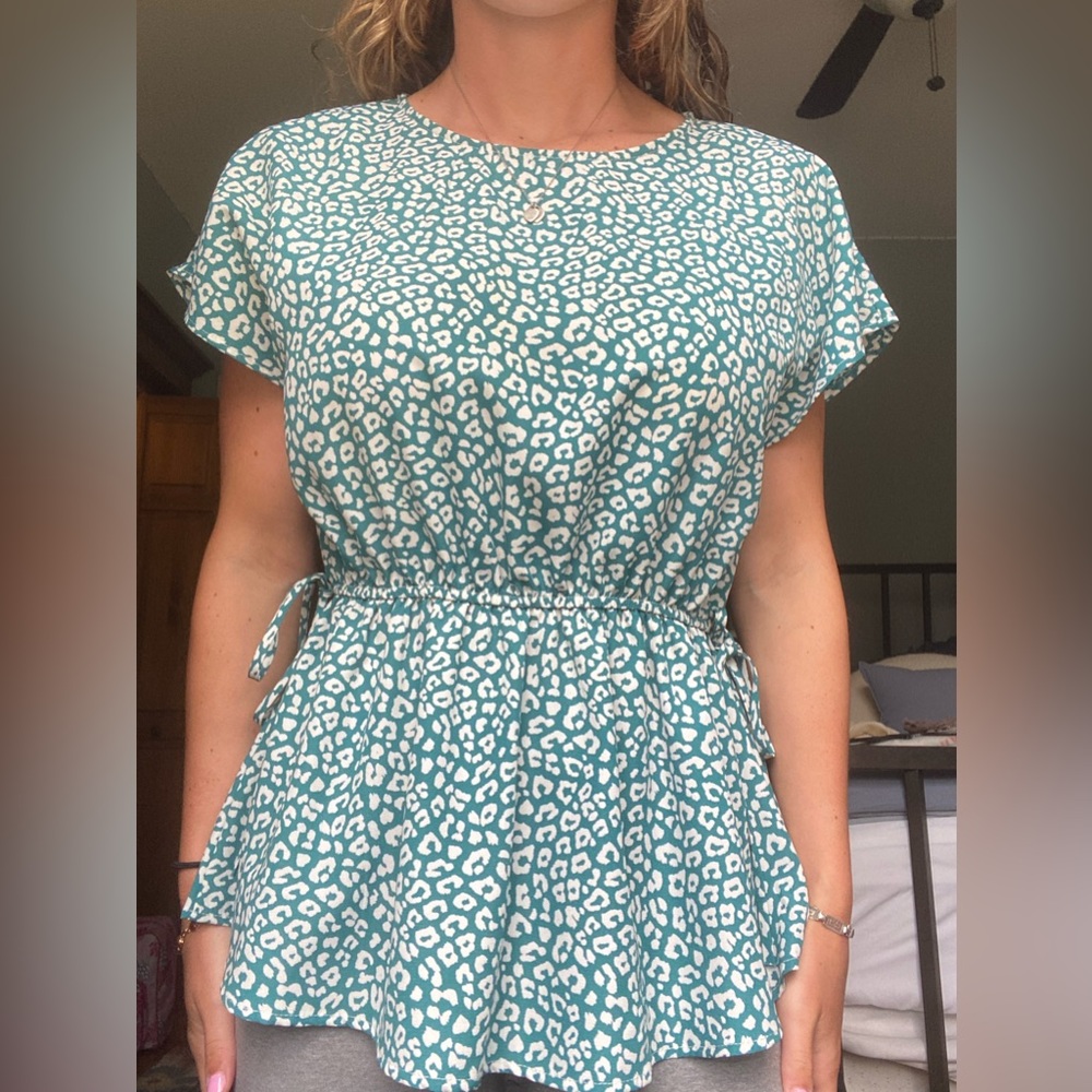 Boutique cheetah print green blouse
